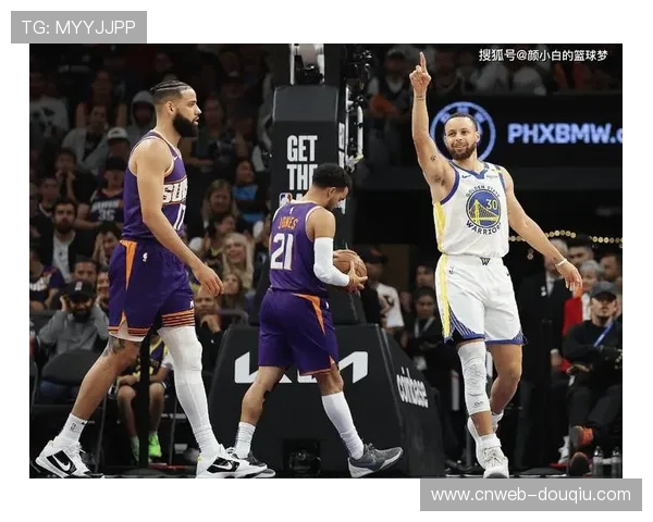 勇士三连胜重回正轨,库里状态回暖冲击西部前六 勇士三连胜重回正轨,库里状态回暖冲击西部前六