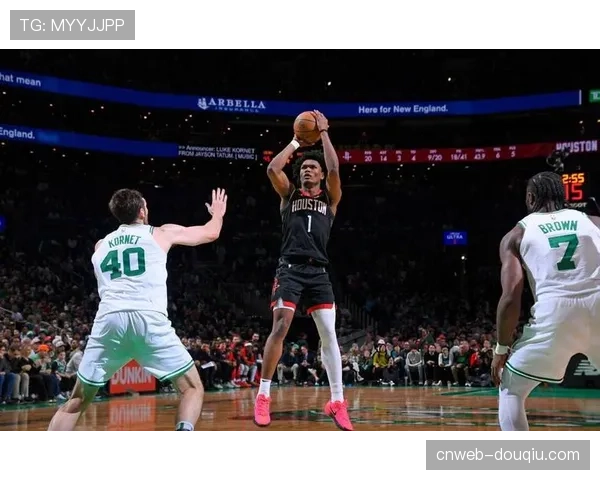 -阿门·汤普森贡献20分,火箭6人得分上双展现深度-